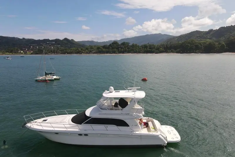 Sea Ray Catamaran Jaco